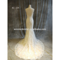 Chine Dress Fabricant en dentelle courte robe de mariée train long